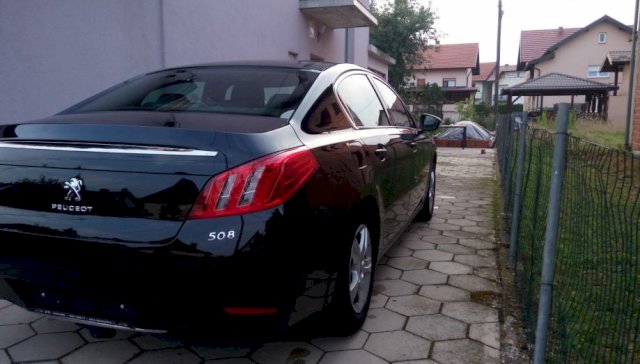 Peugeot 508 1,6 e-HDi REG 01/24 NAVI ALU AUT KLIM