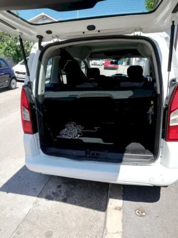 Peugeot Partner 1,6 hdi 68kw.reg.08.2023 Teepe.