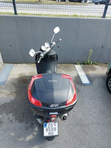 Piaggio Beverly 198 cm3, 2003 god.