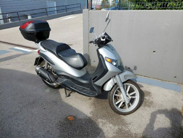 Piaggio Beverly 198 cm3, 2003 god.
