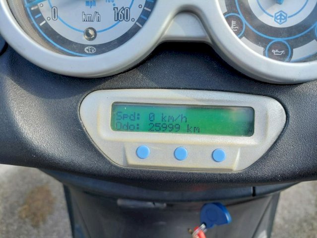 Piaggio Beverly 198 cm3, 2003 god.