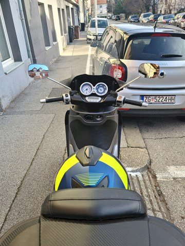 Piaggio Beverly 200