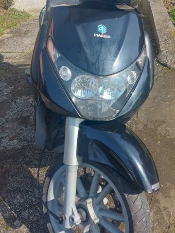 Piaggio Beverly 250 cm3, 2005 god.