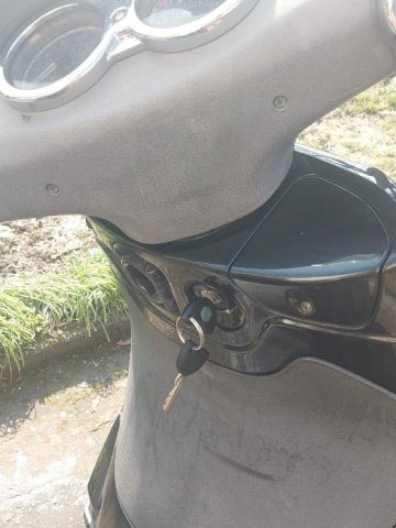 Piaggio Beverly 250 cm3, 2005 god.