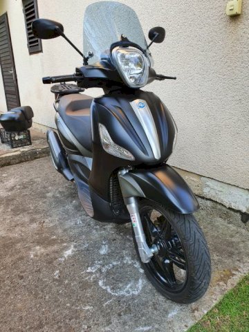 Piaggio Beverly 350 sport touring, 2017 god.