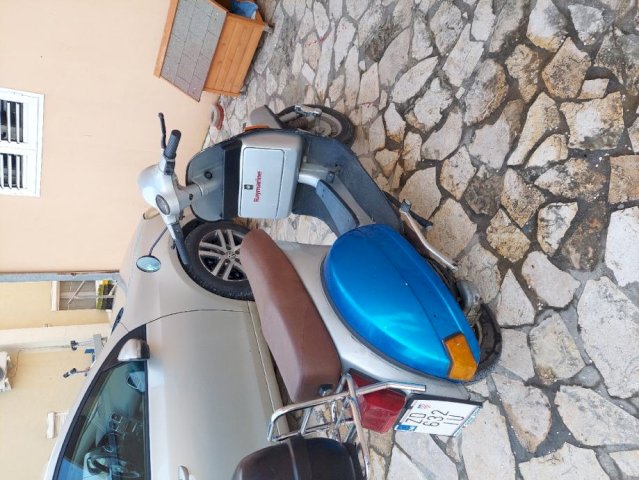 Piaggio Vespa NV 150 150 cm3, 1990 god.