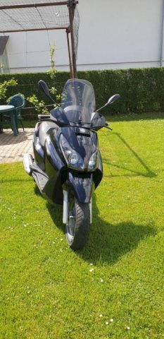 Piaggio X7 250 ie 250 cm3, 2009 god.