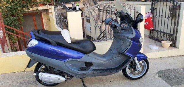 Piaggio X9 249 cm3, 2006 god.