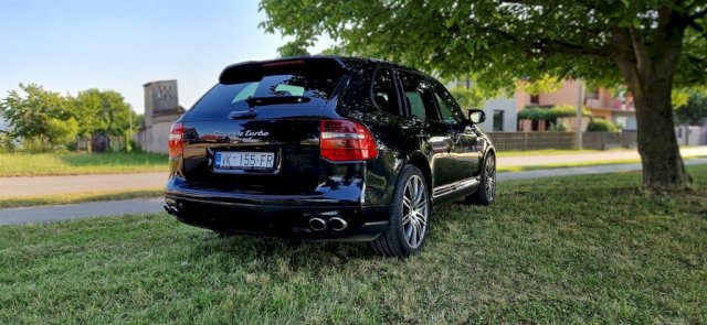 Porsche Cayenne Turbo 500ks
