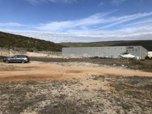 Poslovna zona Dicmo 8190 m2 PRILIKA