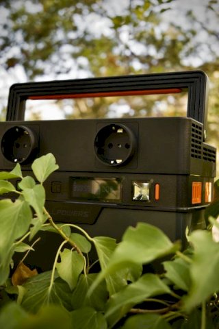 Powerbank ALLPOWERS 700W + SolarPanel 100W