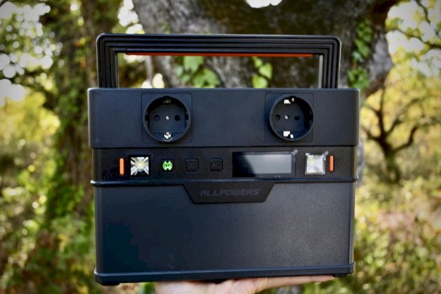 Powerbank ALLPOWERS 700W + SolarPanel 100W