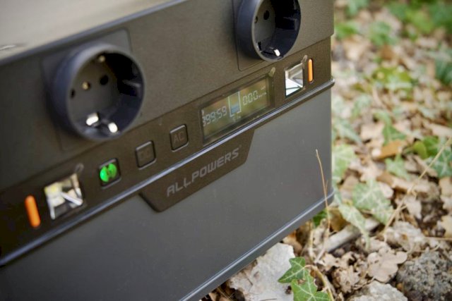 Powerbank ALLPOWERS 700W + SolarPanel 100W