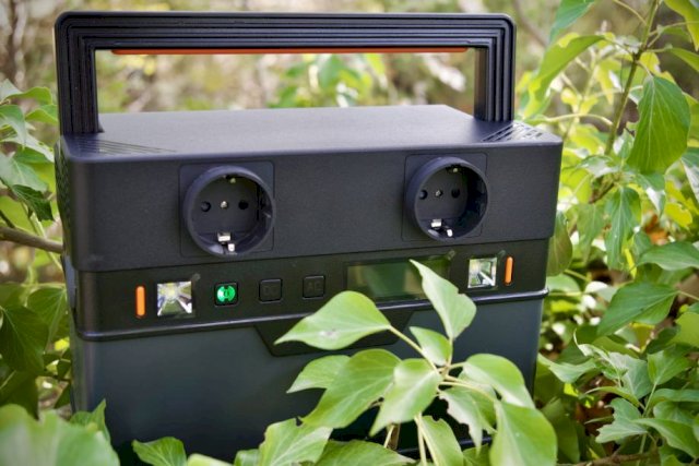 Powerbank ALLPOWERS 700W + SolarPanel 100W