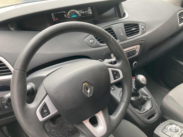 Renoult Scenic 2012 godina 1.5 dci