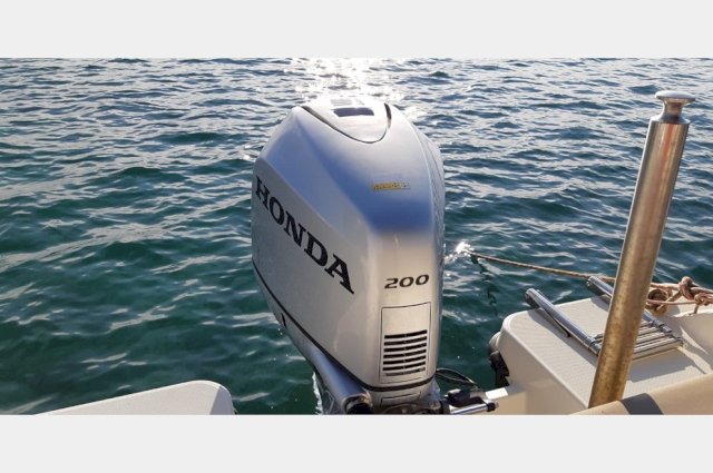 Quicksilver 675 open active