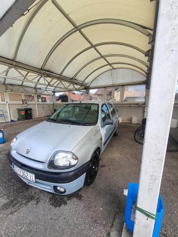 Renault Clio 1.2 benzin