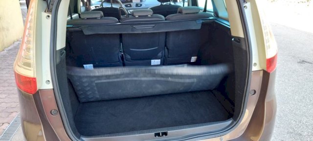 Renault Grand Scenic 1,5 dCi (sa jamstvom)