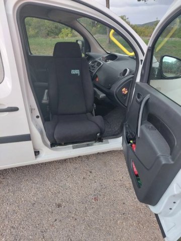 Renault Kangoo Maxi sa rampom