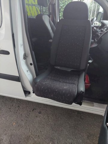 Renault Kangoo Maxi sa rampom