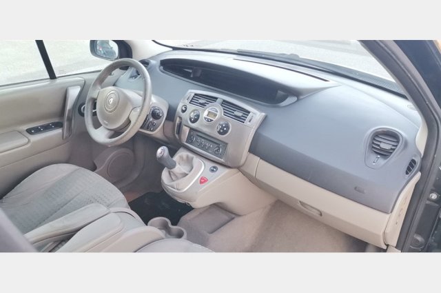 Renault Scenic 1.6 16V //ODLIČNO STANJE //Reg go