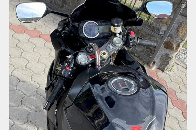 SUZUKI GSX-R 1000 K9 2010