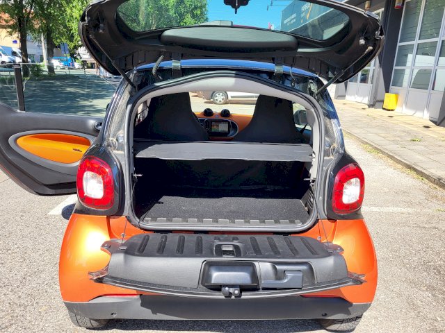 Smart fortwo coupe, 41 k km, full oprema, nav