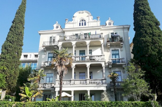 Stan Opatija