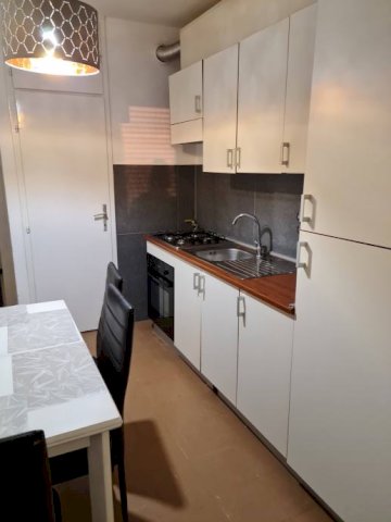 Stan: Zagreb (Savica), 65.00 m2**TOP LOKACIJA