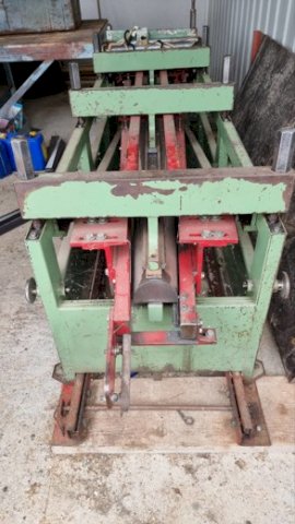 Stroj Za Izradu Žljebova