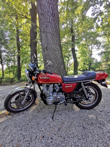 Suzuki GS500e
