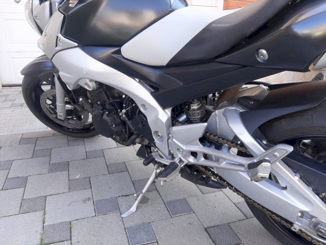 Suzuki GSR 600 600 cm3, 2007 god.