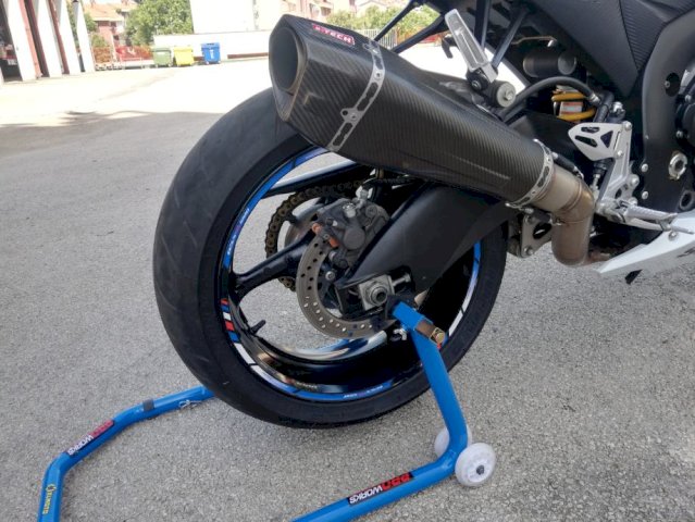 Suzuki GSXR 2011. 1000 cm3 L1, 2011 god.