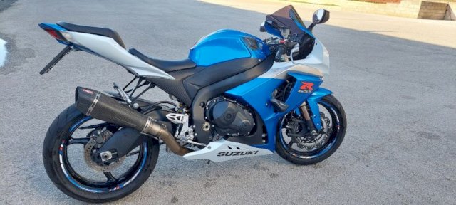 Suzuki GSXR 2011. 1000 cm3 L1, 2011 god.