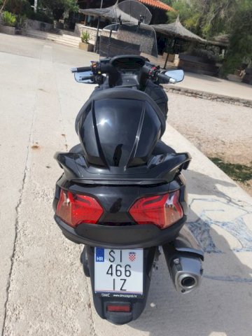 Suzuki Suzuki Burgman 650 Executive 650 cm3, 2013
