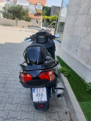 Suzuki Suzuki Burgman 650 Executive 650 cm3, 2013