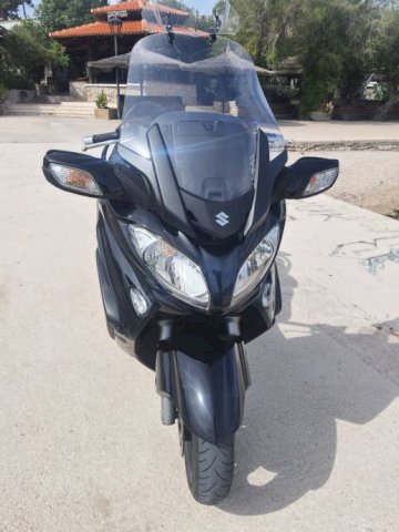 Suzuki Suzuki Burgman 650 Executive 650 cm3, 2013