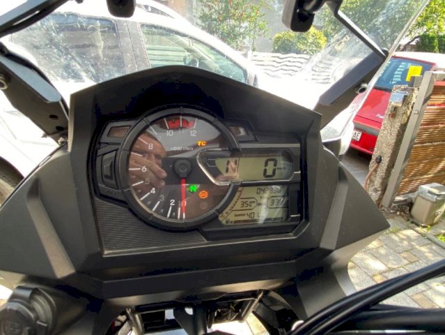 Suzuki V-STROM 650 XT 650 cm3 2019.SERVISNA KNJIG