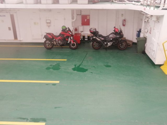 Suzuki V-Strom 650 cm3, 2016 god.