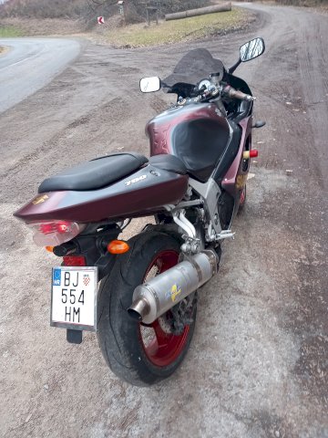 Suzuki gsxr 750 k2