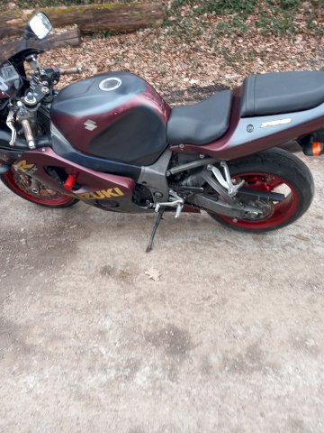 Suzuki gsxr 750 k2