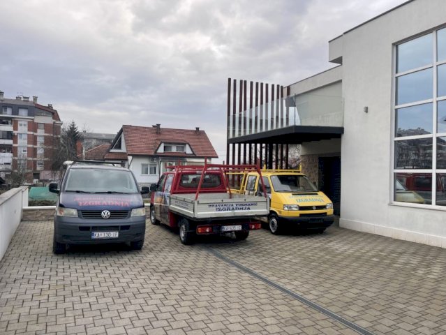 T5 —-1.9 tdi, 2008 god.