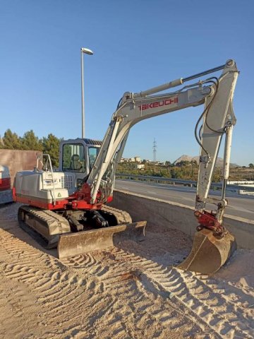 Takeuchi TB175
