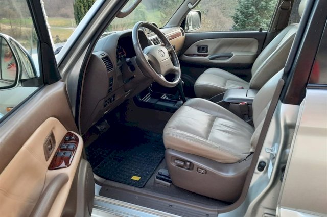 Toyota Land Cruiser 3,0 D-4d-KAO NOVO,110tkm