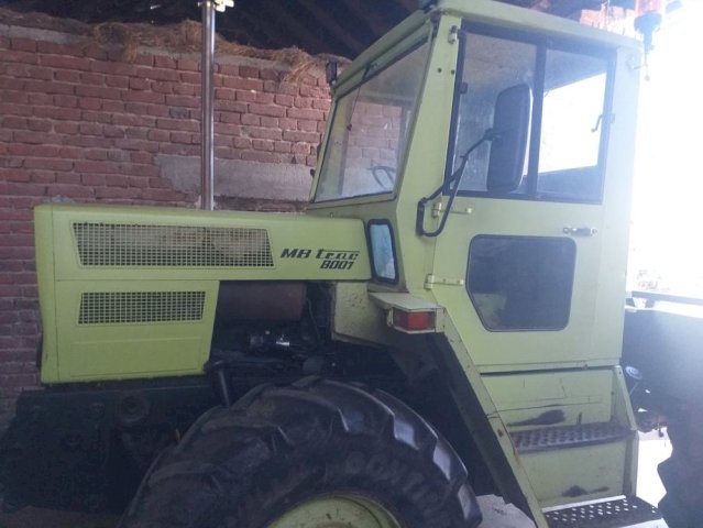 Traktor MB trac 8001