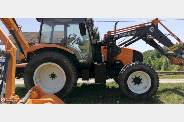 Traktor Renault ergos 100 s kranskim malcerom