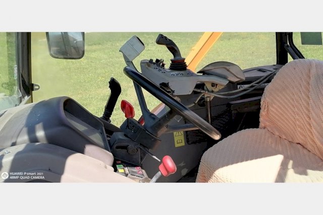 Traktor Renault ergos 100 s kranskim malcerom