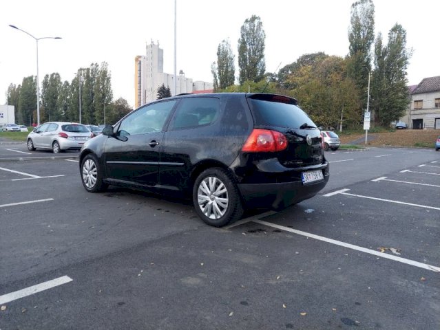VW Golf 5 2,0 TDI ŠIBER 224000 KILOMETARA