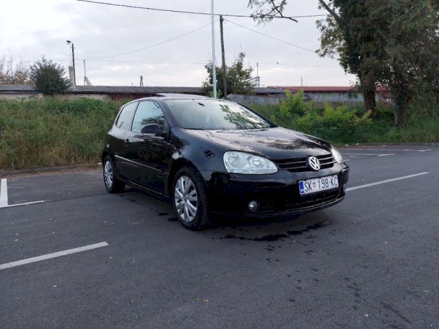 VW Golf 5 2,0 TDI ŠIBER 224000 KILOMETARA