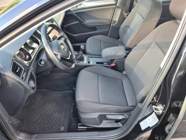 VW Golf 7 1,6 TDI BMT,2017 god, 143000 km